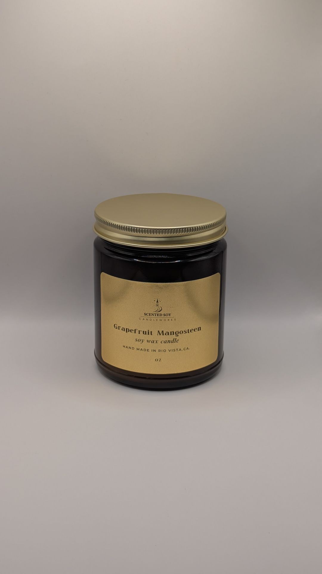 soy wax candle with lid